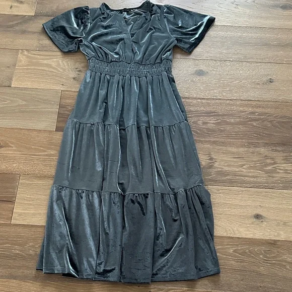 August Sky maxi dress Anthropologie dupe blue dusty velvet look size L - Picture 2 of 5